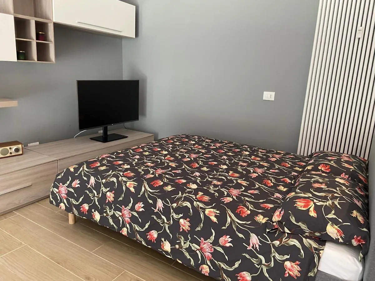 Casa Di Laura Mono E Bilo Di Fronte Ospedale San Raffaele Apartman Segrate